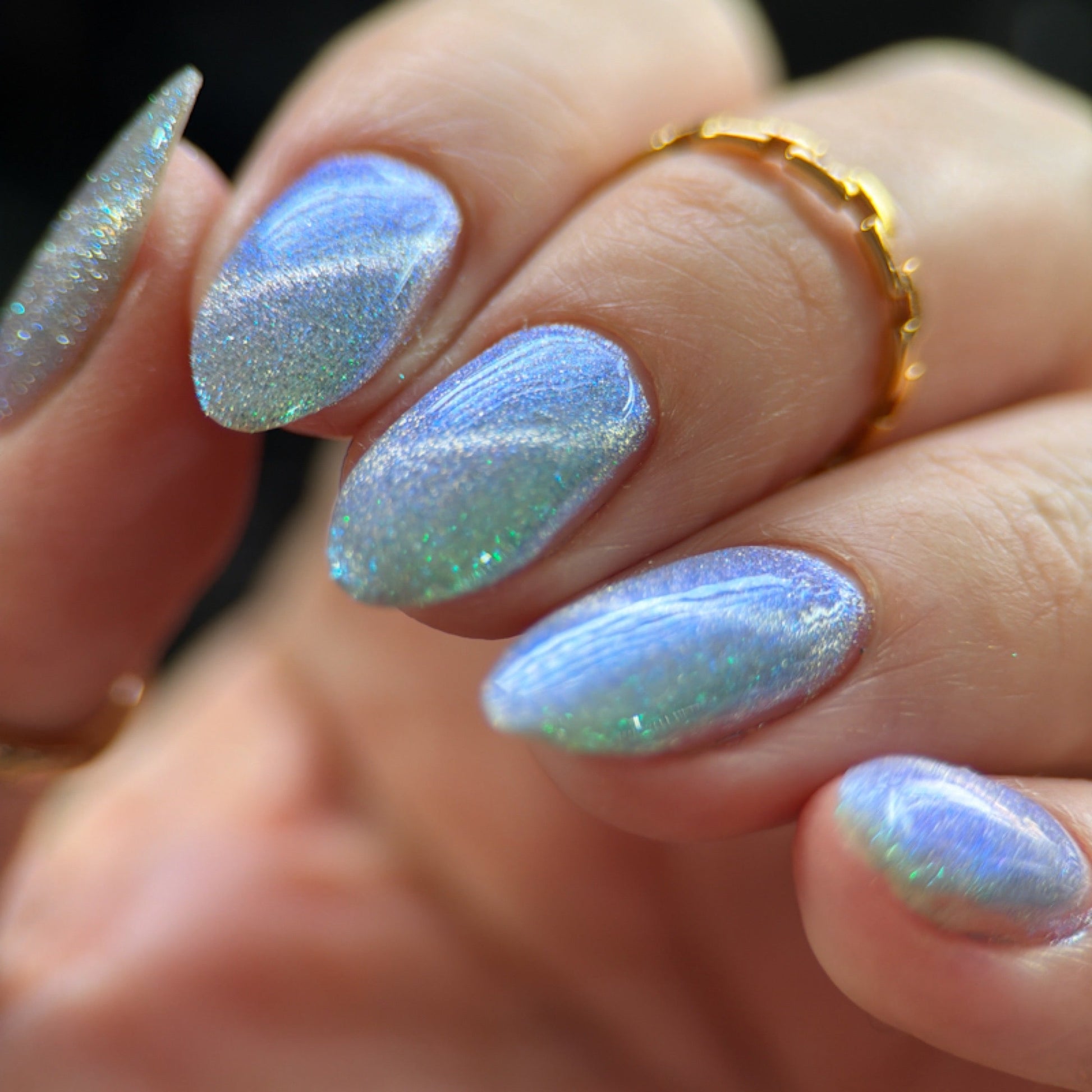 Phoenix Polish- Friends Don't Lie color4nails