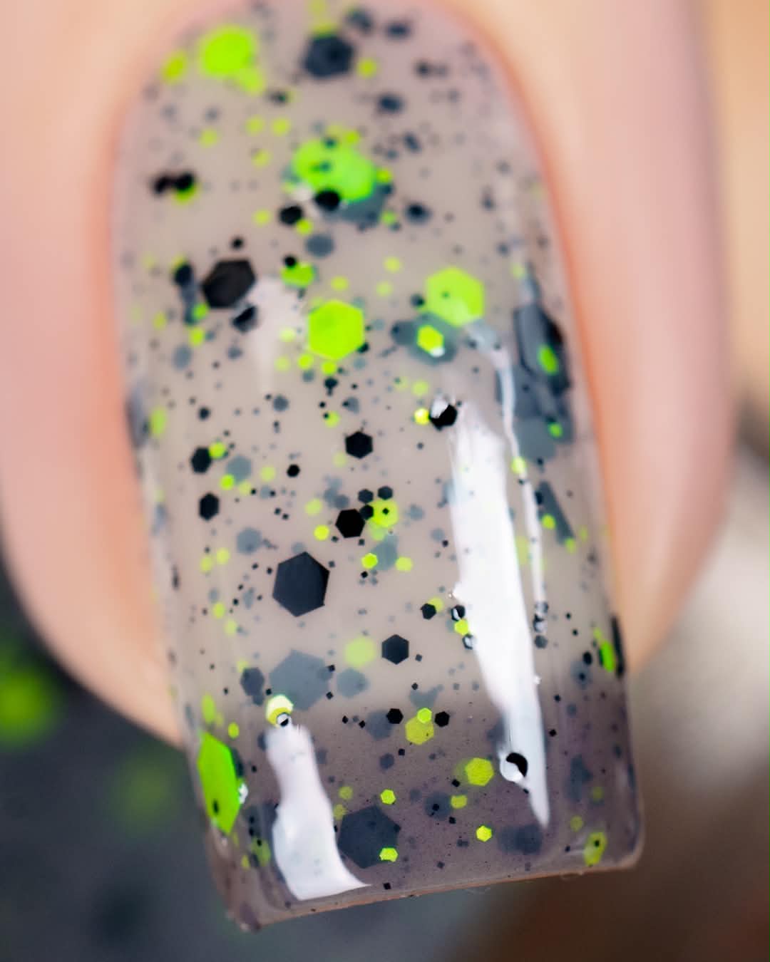 Chamaeleon Nails- Resistance is Futile - THERMAL I Love My Polish