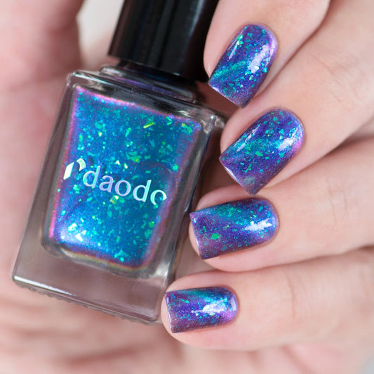 Masura- Daodo Magic Fire Blue with Green flakies Magnetic Nail Polish I Love My Polish