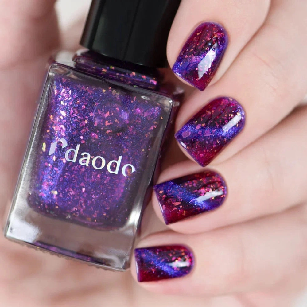 Masura- Daodo Magic Fire Purple with Multichrome flakies Magnetic Nail Polish I Love My Polish