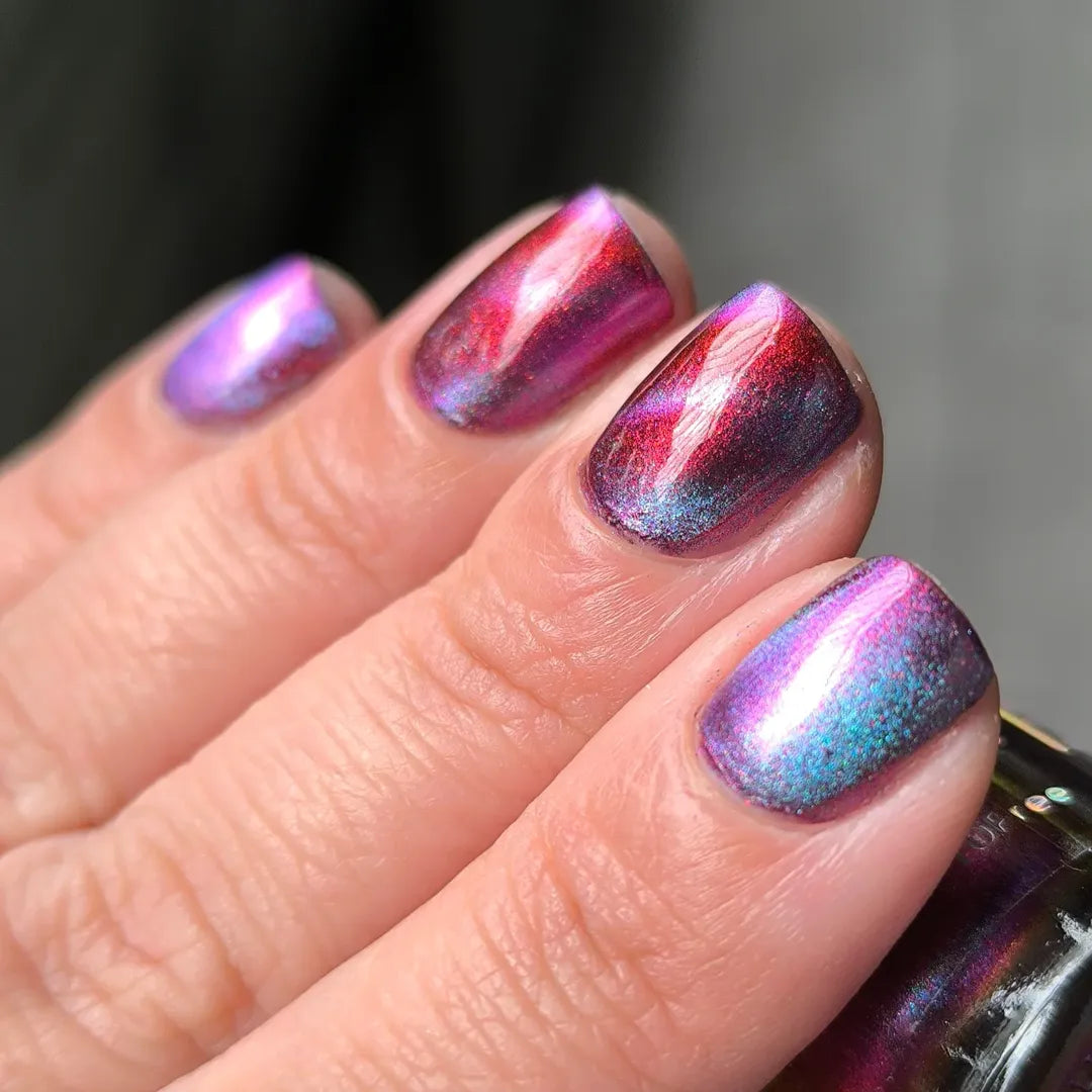 Vanessamolina- Cosmic Loop I Love My Polish