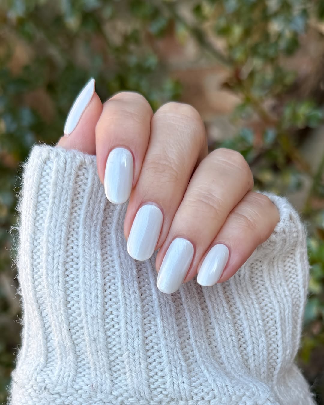 Essie Gel Couture -First Fitting I Love My Polish