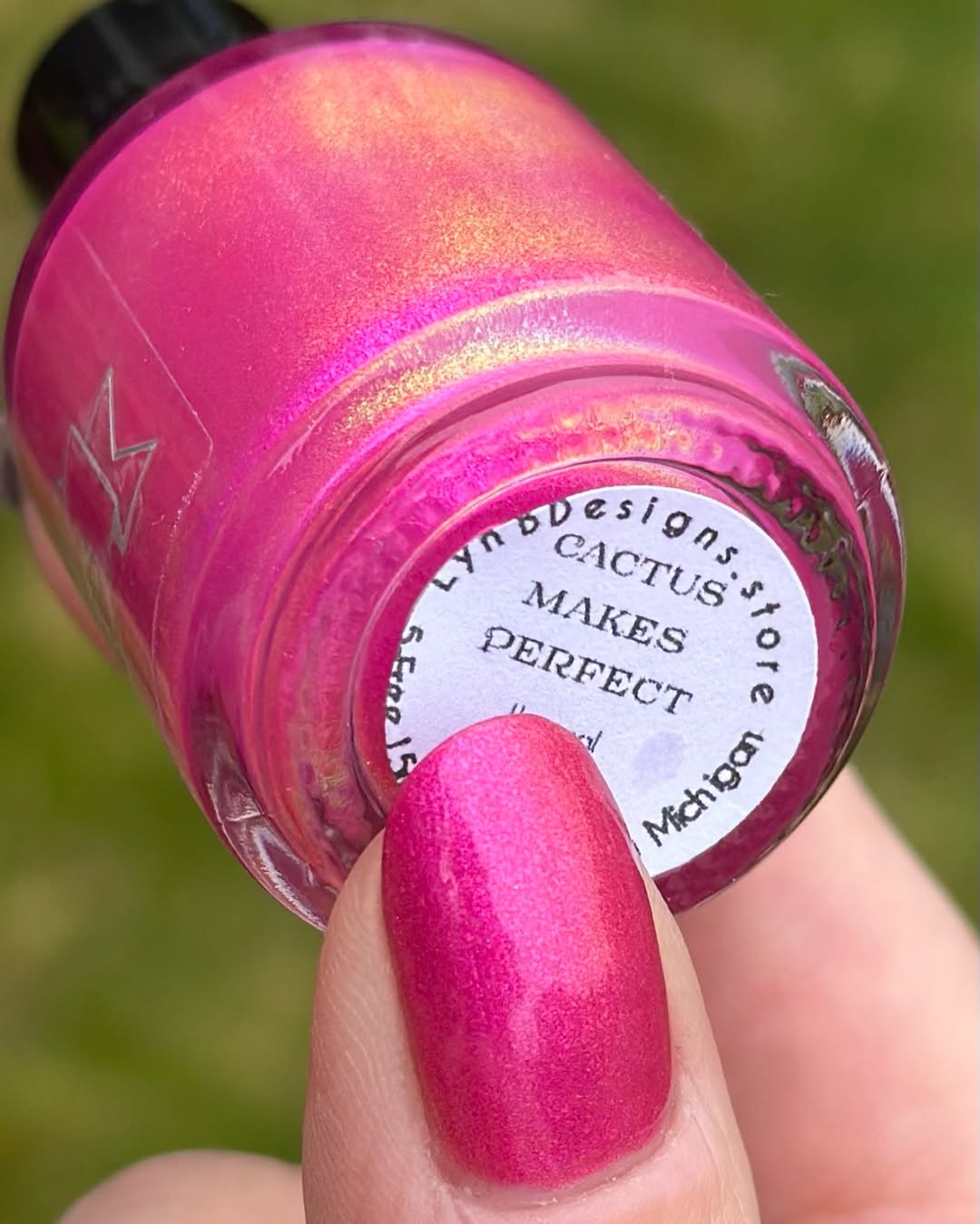 LynB Designs- Cactus Makes Perfect (Thermal) I Love My Polish