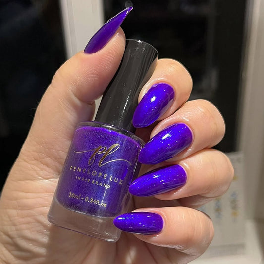 Penelope Luz- La Ville Lumiere I Love My Polish