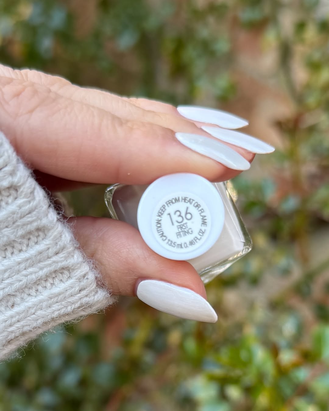 Essie Gel Couture -First Fitting I Love My Polish